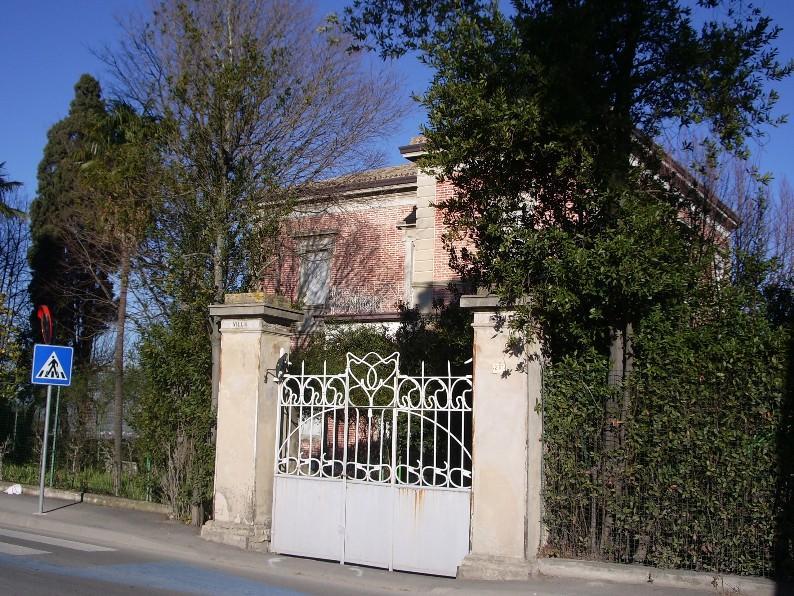 Villa Maria Bed & Breakfast, Corridonia, Marche מראה חיצוני תמונה